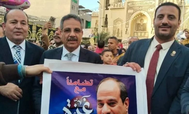 الصقر امين حزب حماة الوطن بمركز حوش عيسي: موقفنا ثابت لا يتغير مع القيادة السياسية ..لا لتهجير الفلسطينين 1 FB IMG 1743525626242