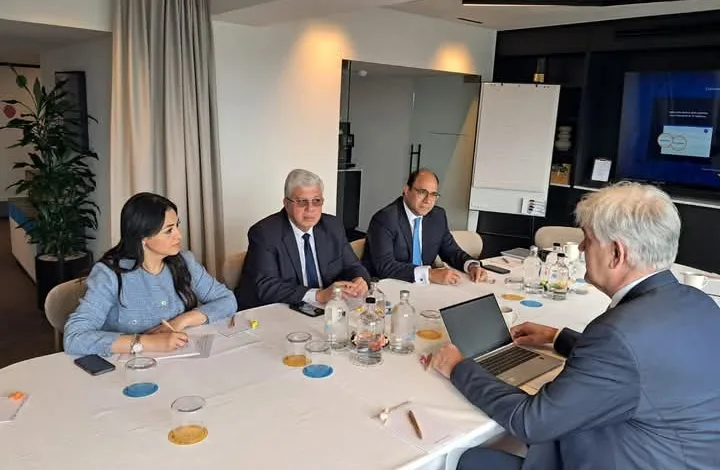 وزير التعليم العالي يلتقي نائب رئيس جامعة كيه يو لوفين لبحث سبل التعاون الأكاديمي مع الجامعات المصرية 9 FB IMG 1744708946028