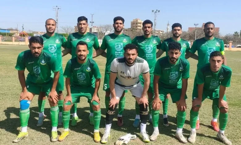 في المجموعة الحادية عشر بالقسم الثالث: أبوالمطامير ينفرد بالصدارة بعد فوزه على المنتزه 1/4 و بدر يصعد للوصافة بالفوز على ميدو 1/2 و اسكندرية للبترول المتصدر يهبط للمركز الثالث بعد تعادله مع شباب كفر الدوار 1/1 ..؟! 9 IMG ٢٠٢٥٠٤٢٦ ٢٣٥٧٣٩