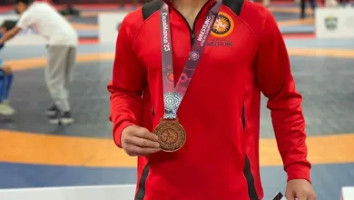 رئيس جامعة مدينة السادات تهنئ بطل المصارعة الحرة الفائز ببرونزية أفريقيا والمقامة بالمغرب 1 IMG 20250506 WA0025