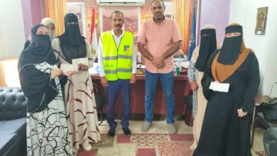 25 ألف جنيه لكل فتاة....مؤسسة خير للناس تسليم شيكات تيسير الزواج بأسوان 1 جانب من تسليم يكات خير للناس